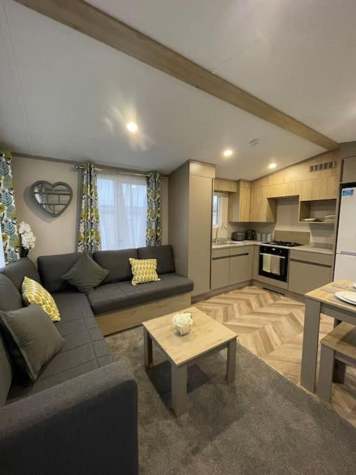 Brand New 6 Berth Holiday Home Selsey Dış mekan fotoğraf